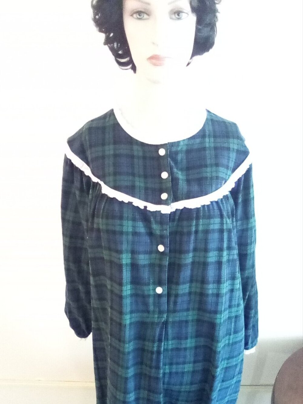 Lanz  Of Salzburg Tartan  Women's Nightgown Lace Trim Flannel Sz M Cottage Core